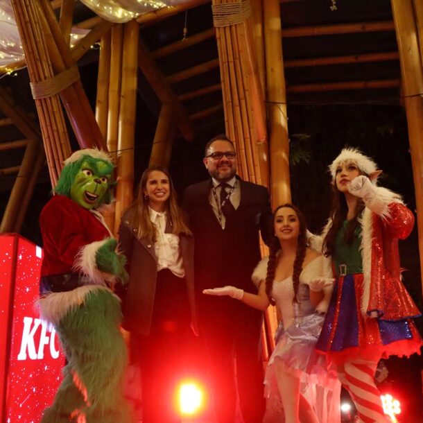 Grupo KFC celebra la navidad junto a EMASEO